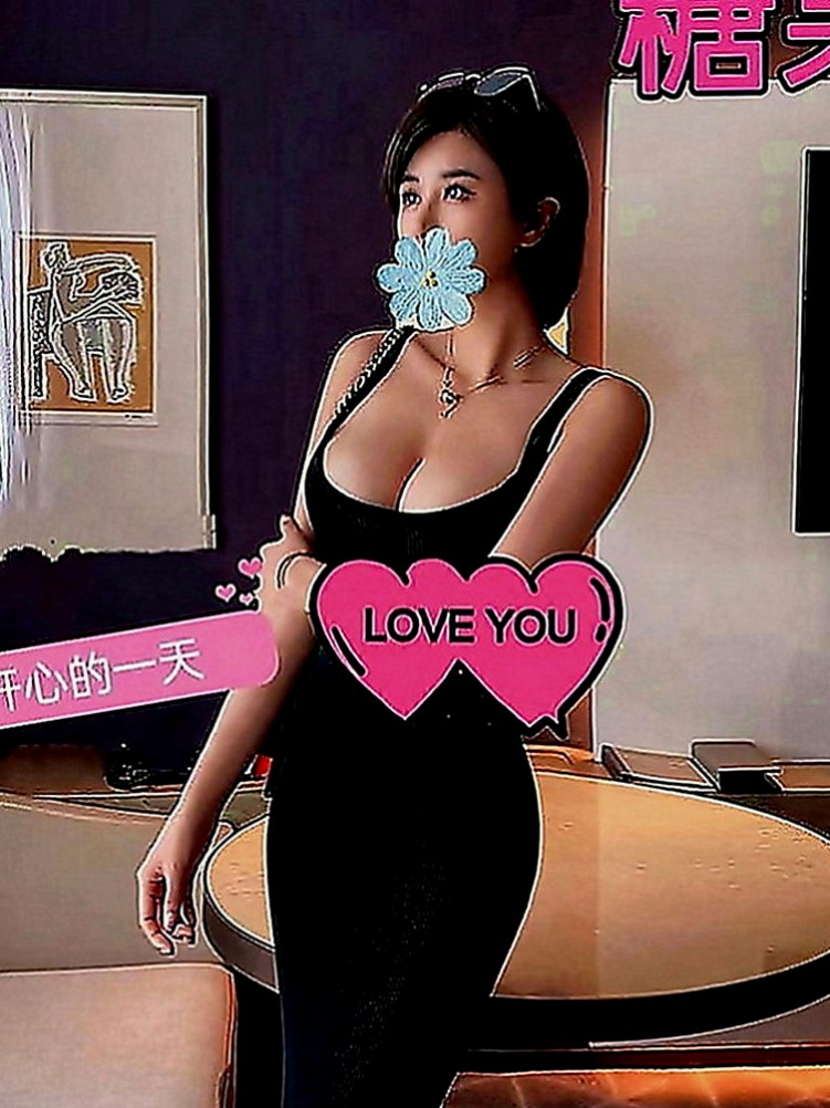 小港外約服務：朵雯 |空姐正妹|165cm|42kg|D罩杯|18歲|客人實拍 說這是她這一年約過最好的妹妹~  此妹是新妹，剛下海三天而已 經驗不是很足